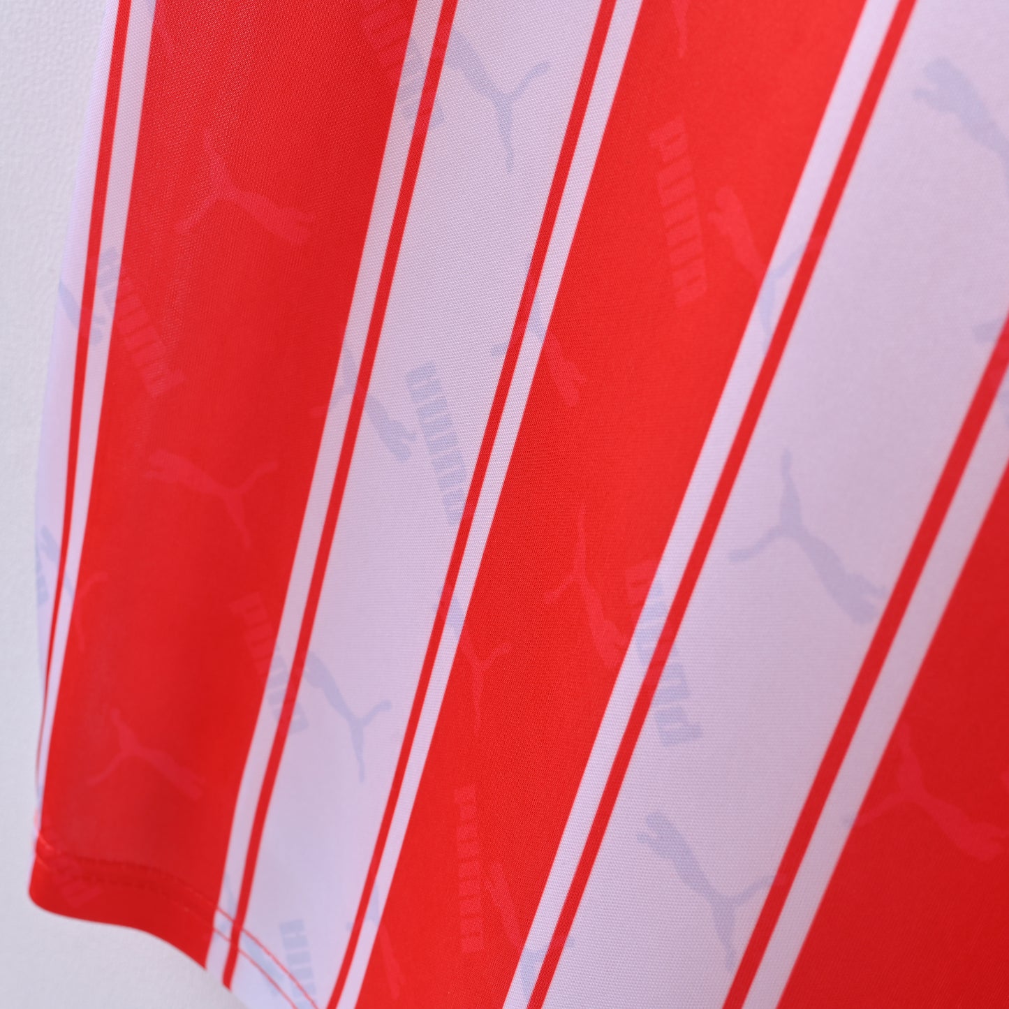Atletico Madrid 1995/96 Retro Jersey – Puma Marbella Classic