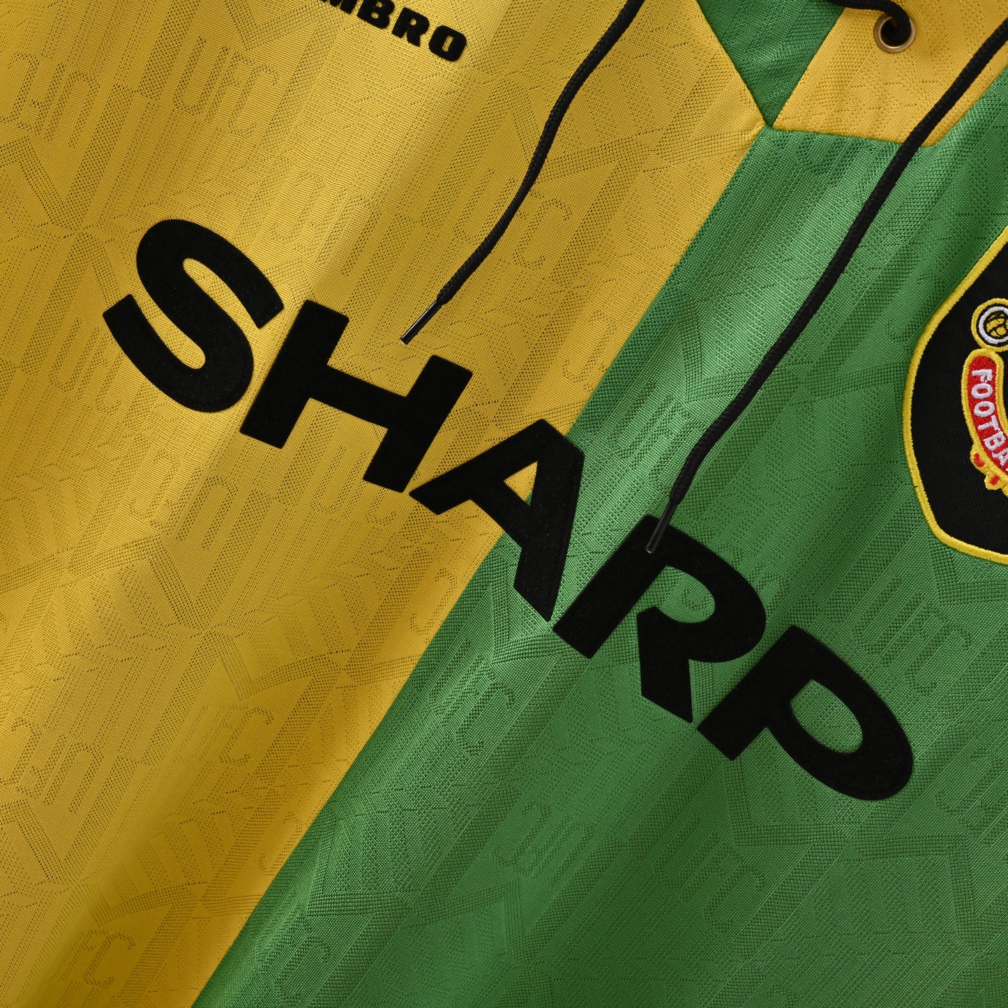 Manchester United Green & Gold Retro Jersey – Newton Heath Tribute by Umbro