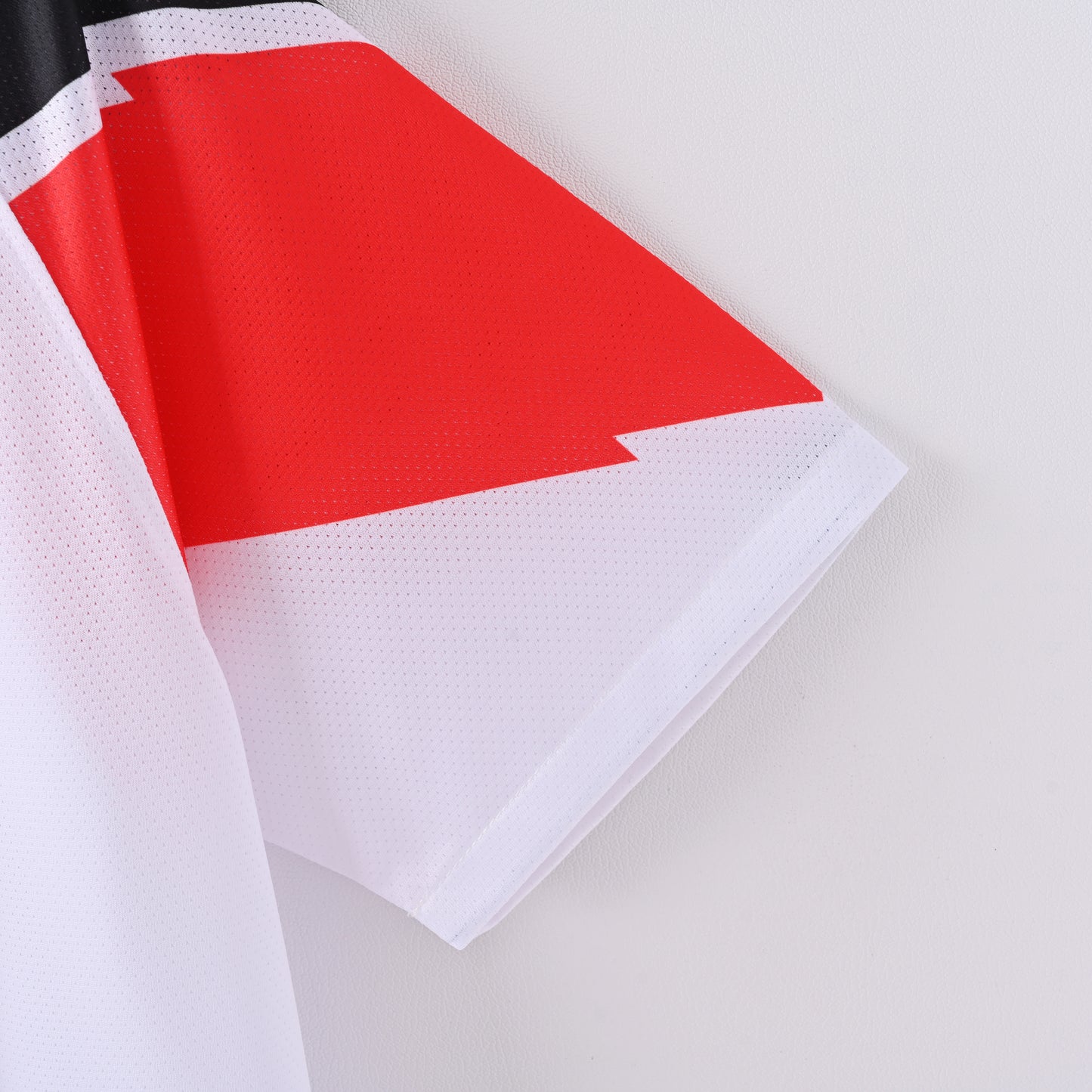 Manchester United 2011 Champions League Final Jersey – AON White Kit