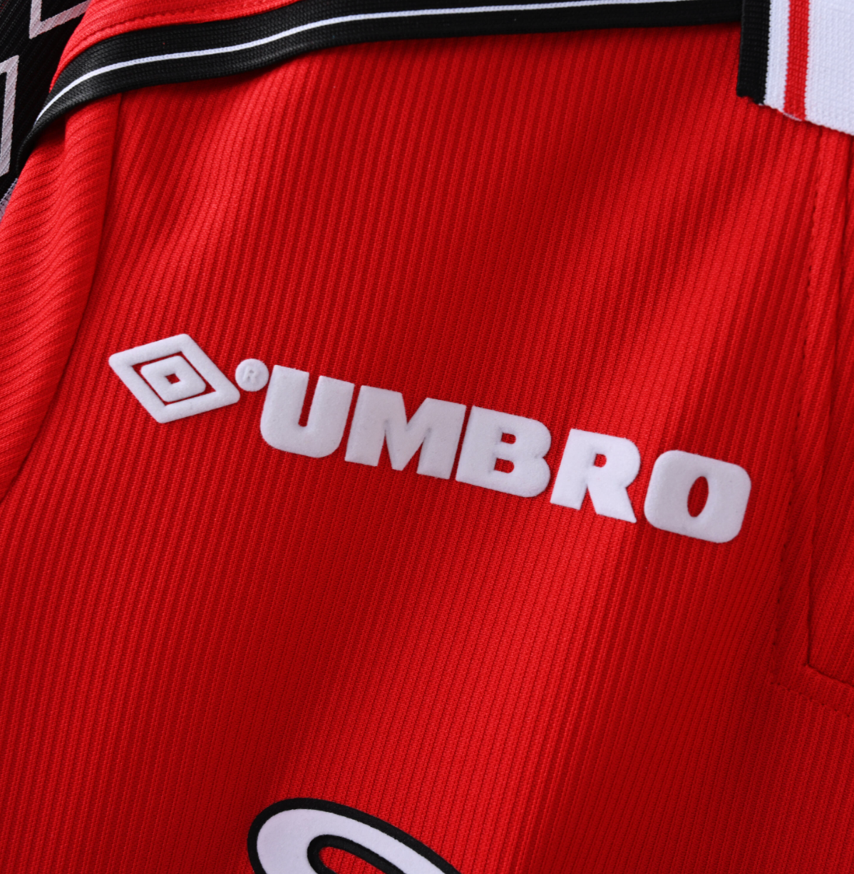 xManchester United 1994/95 Home Jersey — SHARP x Umbro in Red with Diamond Sleeve Detail