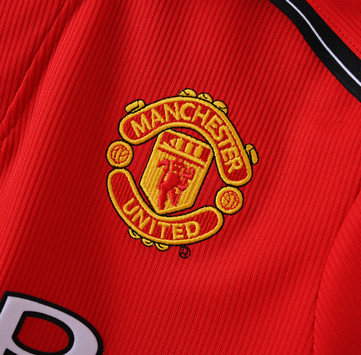xManchester United 1994/95 Home Jersey — SHARP x Umbro in Red with Diamond Sleeve Detail