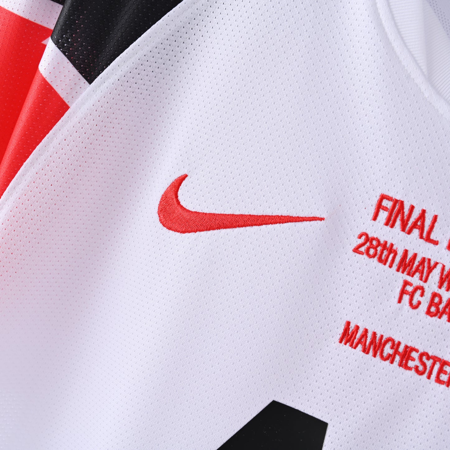 Manchester United 2011 Champions League Final Jersey – AON White Kit