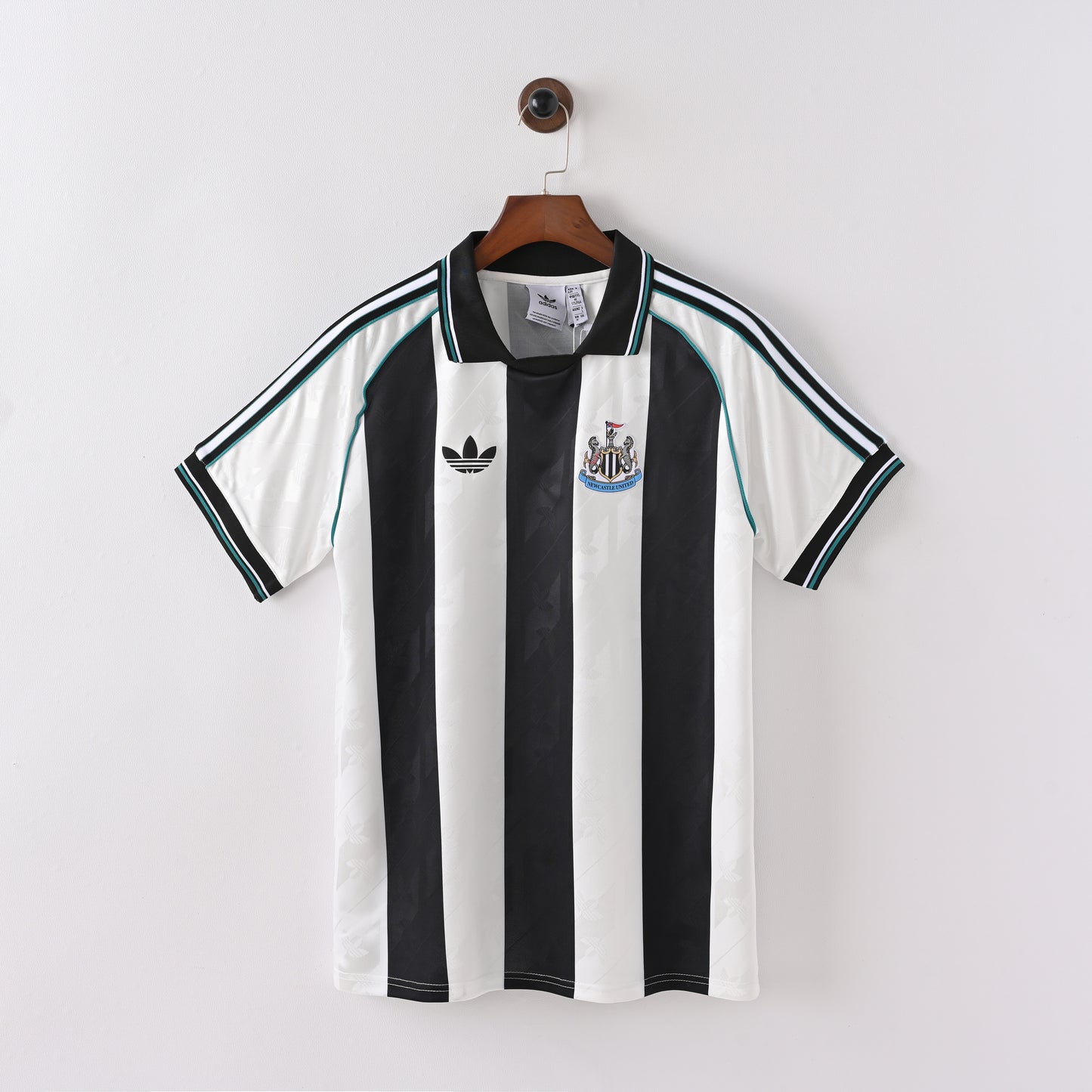 Newcastle United Retro Home Jersey - Black & White Stripes (Trefoil Logo)