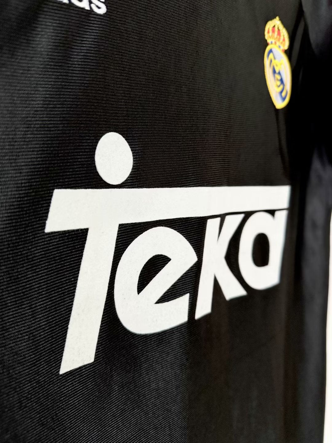 Real Madrid 1998-2000 Third Kit Jersey - Adidas Vintage Football Shirt