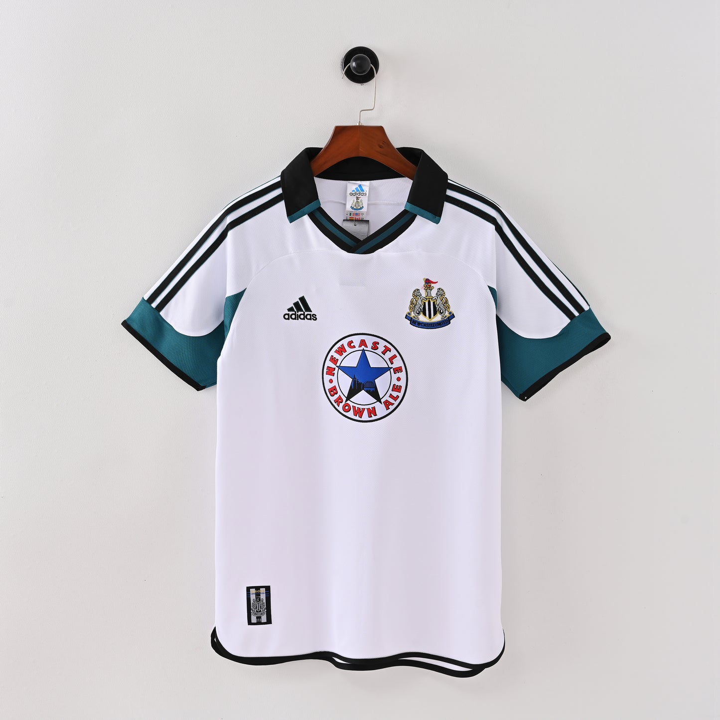 Retro Newcastle United Away Jersey - White (Newcastle Brown Ale Sponsor)