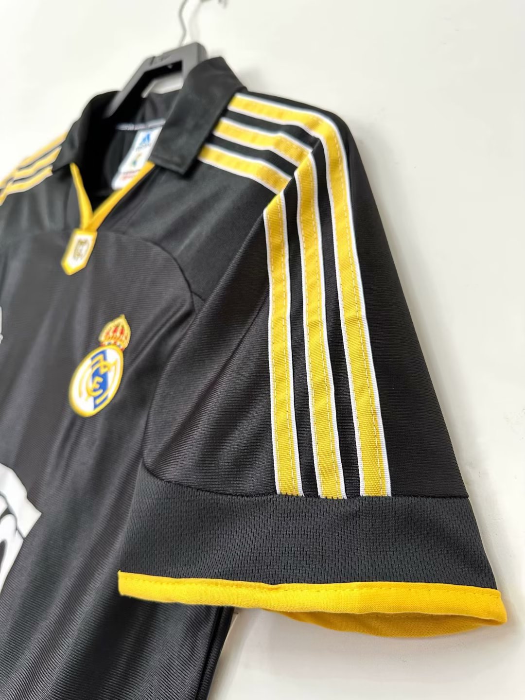 Real Madrid 1998-2000 Third Kit Jersey - Adidas Vintage Football Shirt
