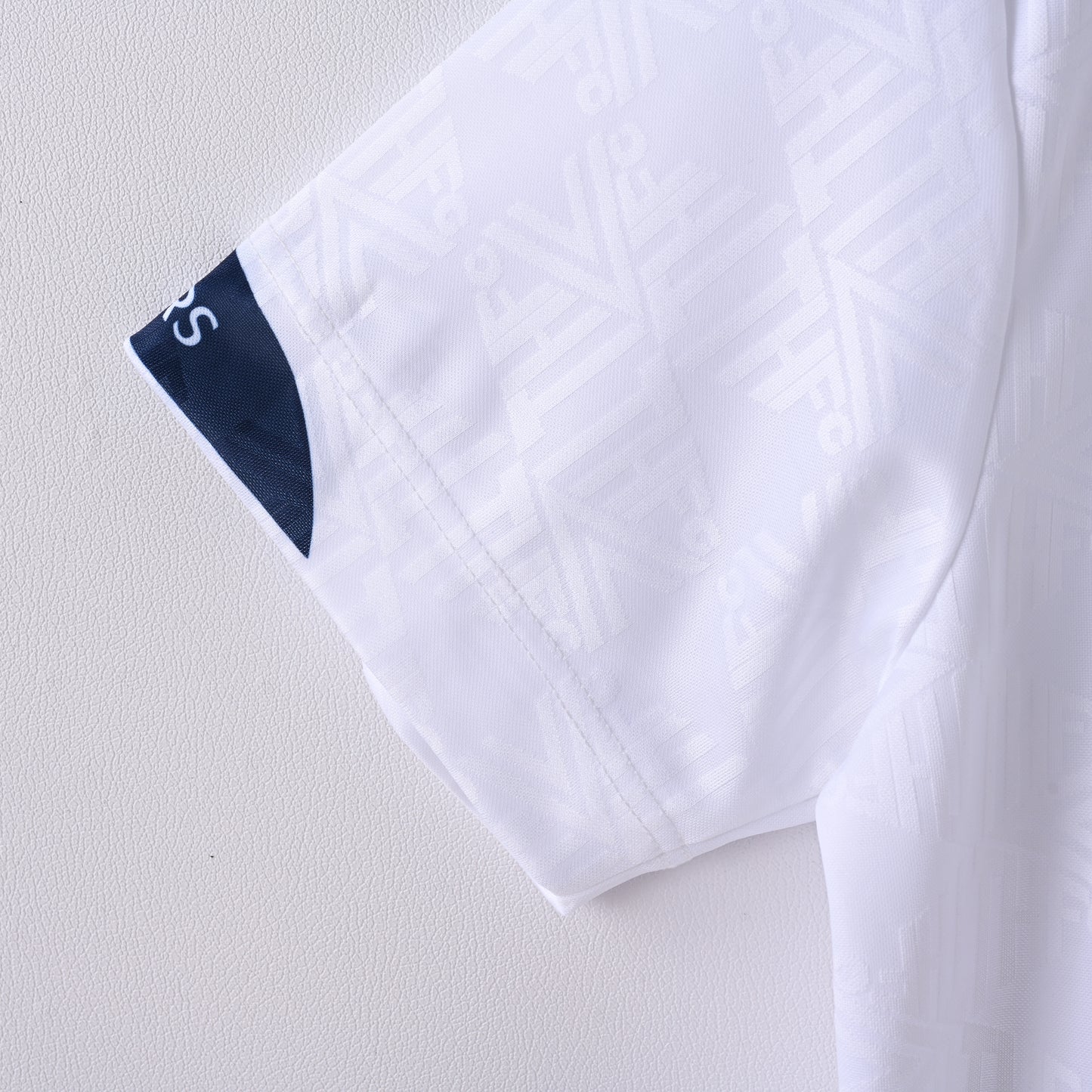 Tottenham Hotspur 1991 Retro Jersey – Umbro Holsten