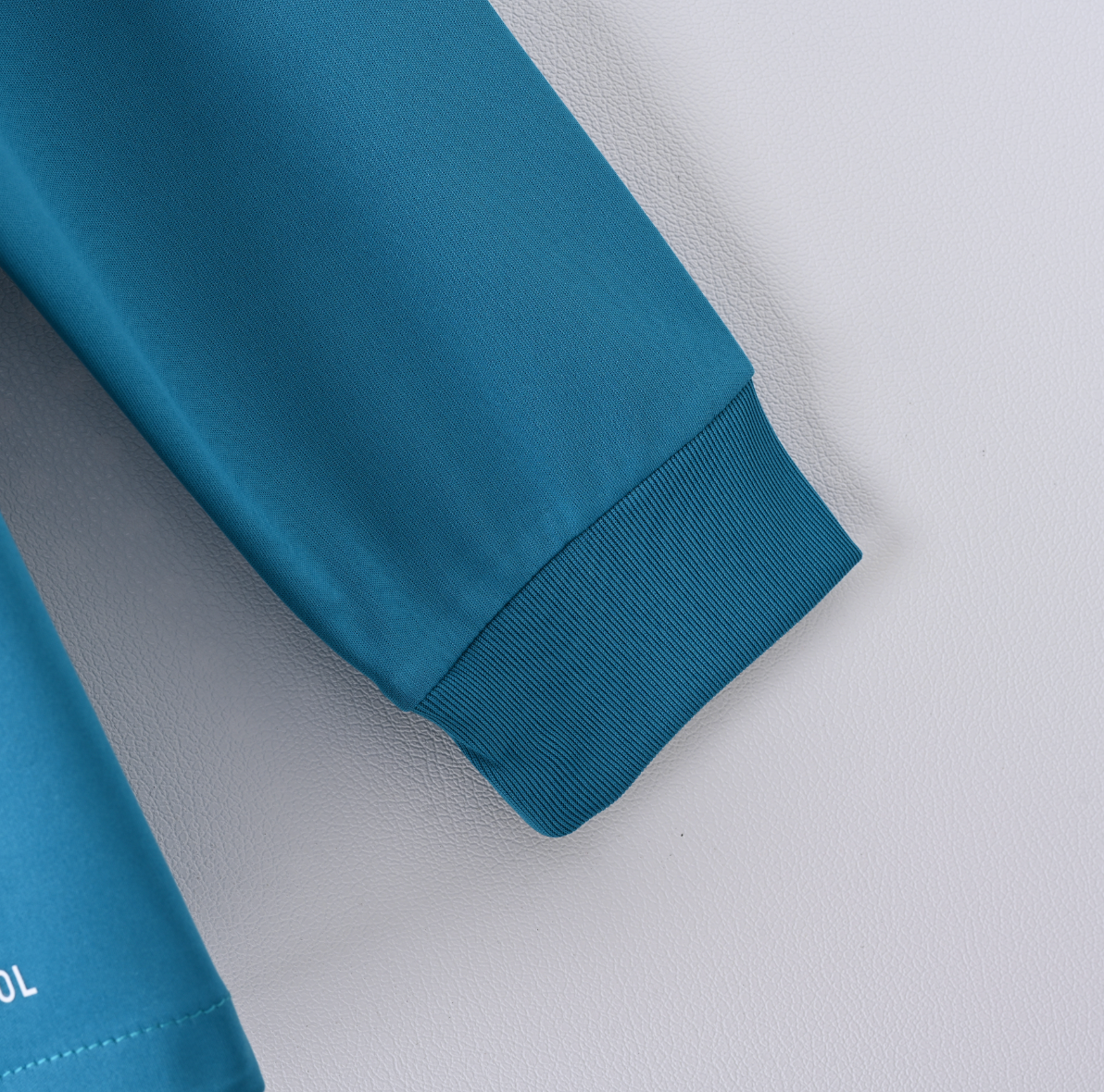 Real Madrid 2023/24 Long-Sleeve Home Jersey — Pixel Precision Meets Royal Legacy