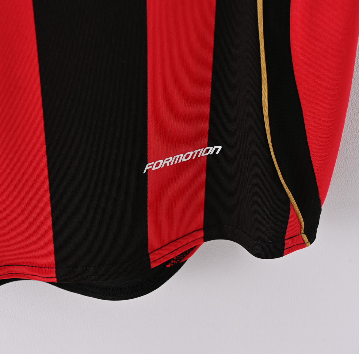AC Milan 2006/07 Home Jersey — Legacy in Stripes, Power in Detail
