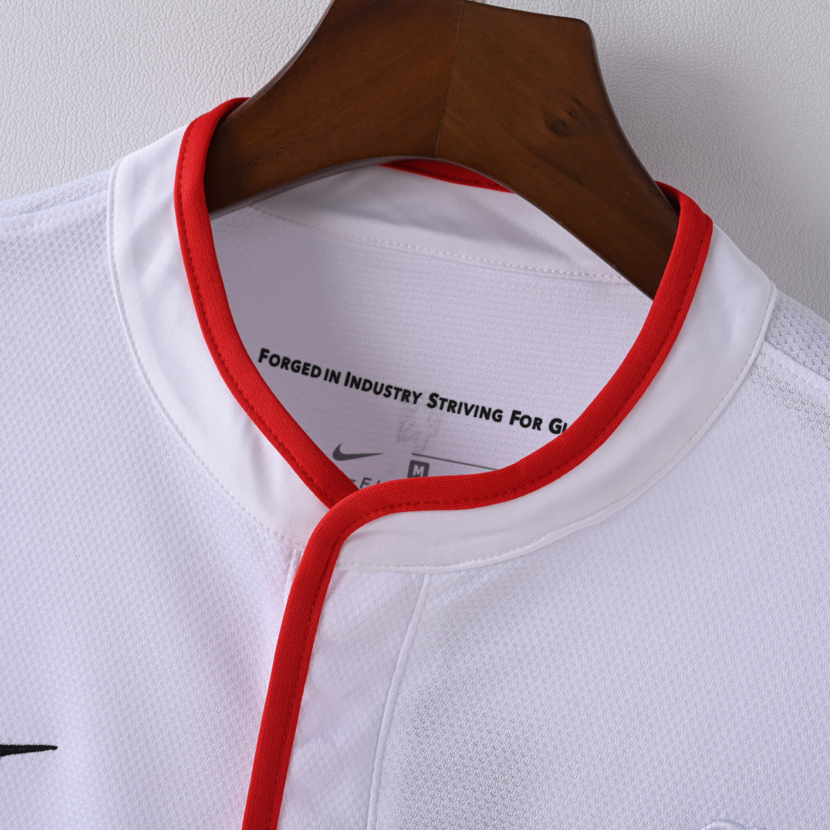 Manchester United 2012/13 Home Jersey — Customizable Classic of Simplicity and Strength