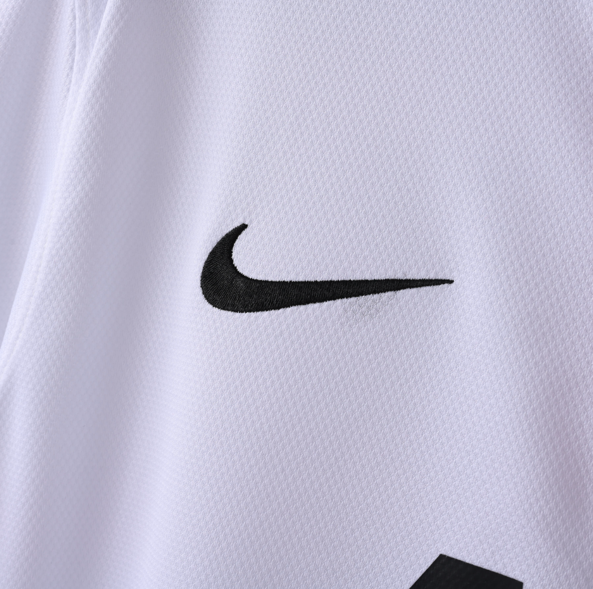 Manchester United 2012/13 Home Jersey — Customizable Classic of Simplicity and Strength