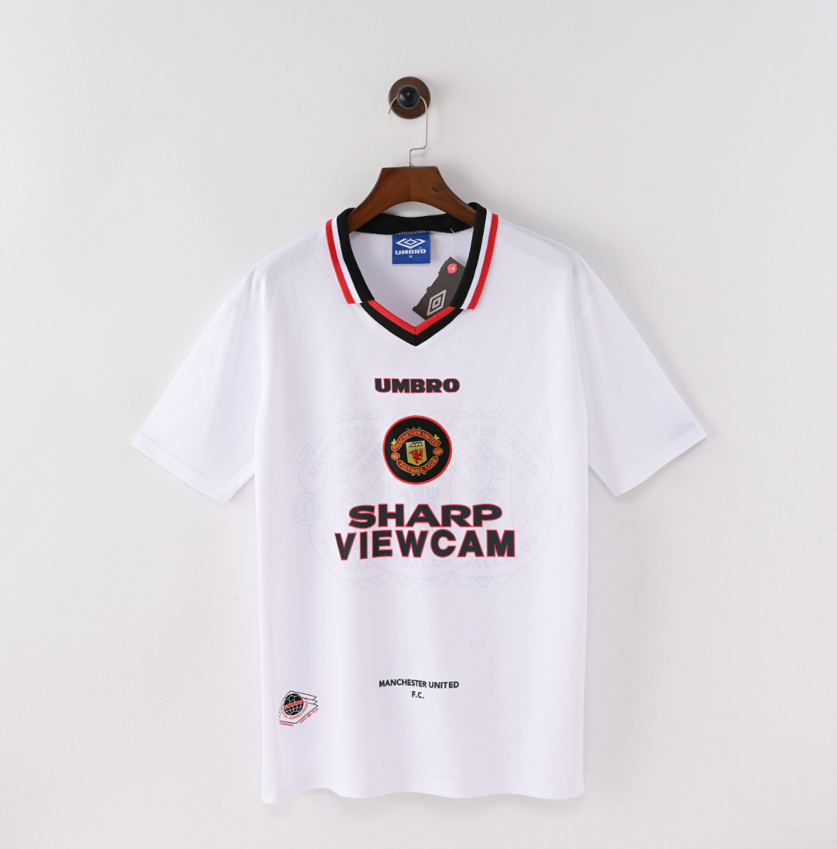 Manchester United 1998/99 Home Jersey — Umbro x SHARP VIEWCAM Treble Tribute