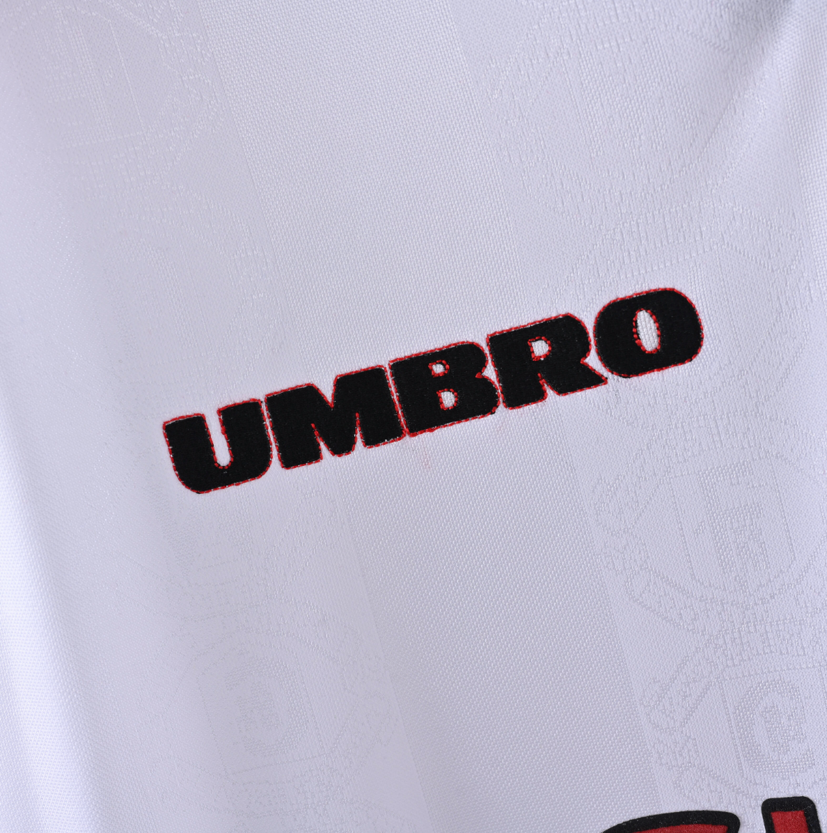 Manchester United 1997/98 Away Jersey — SHARP VIEWCAM x Umbro in White & Red Precision