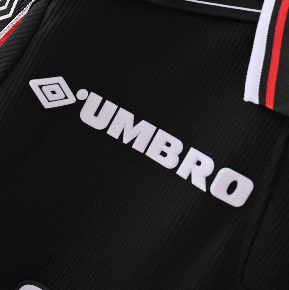 Manchester United 1995/96 Away Jersey — SHARP x Umbro in Black with Red Power Stripes