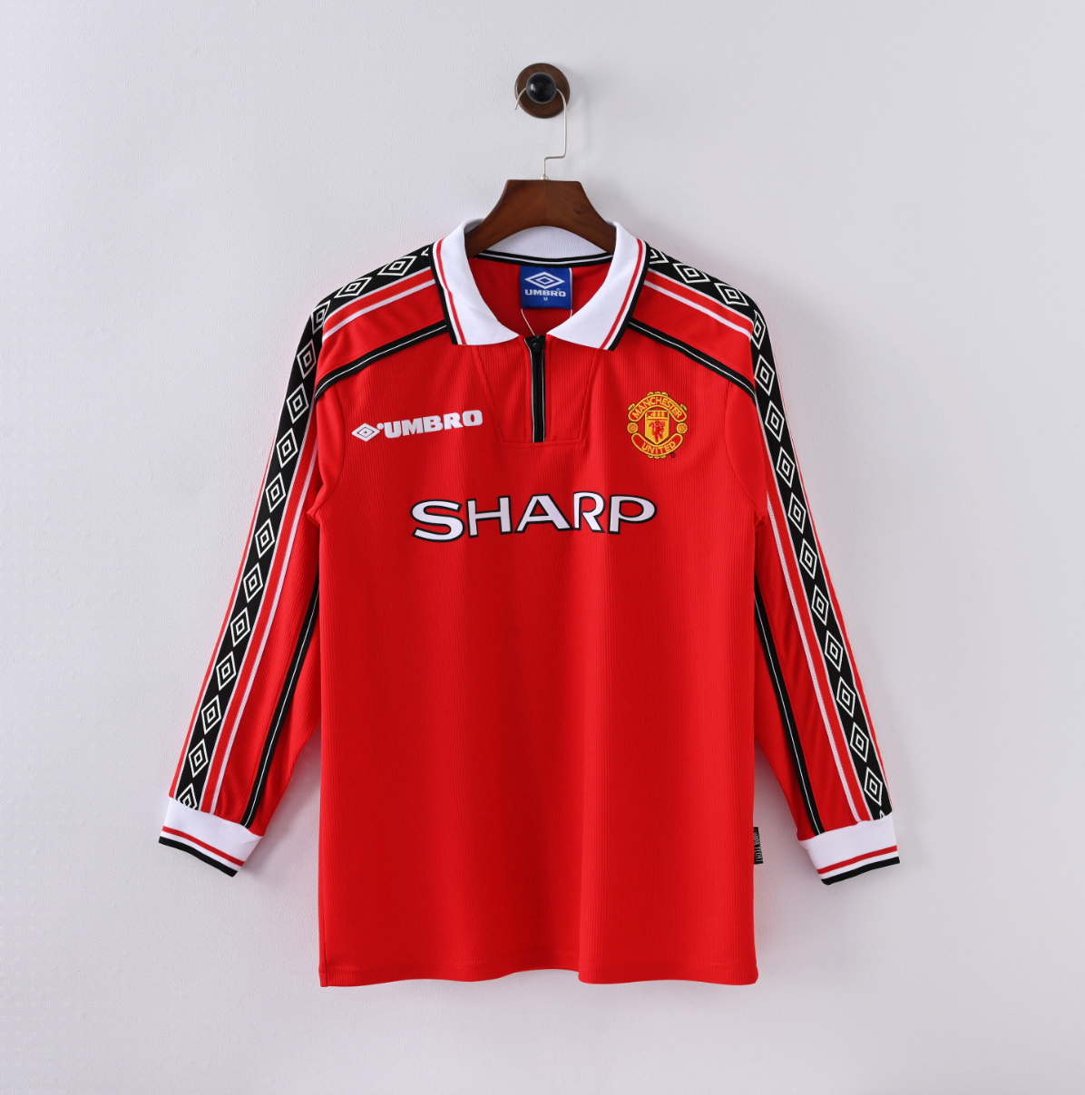 xManchester United 1994/95 Home Jersey — SHARP x Umbro in Red with Diamond Sleeve Detail
