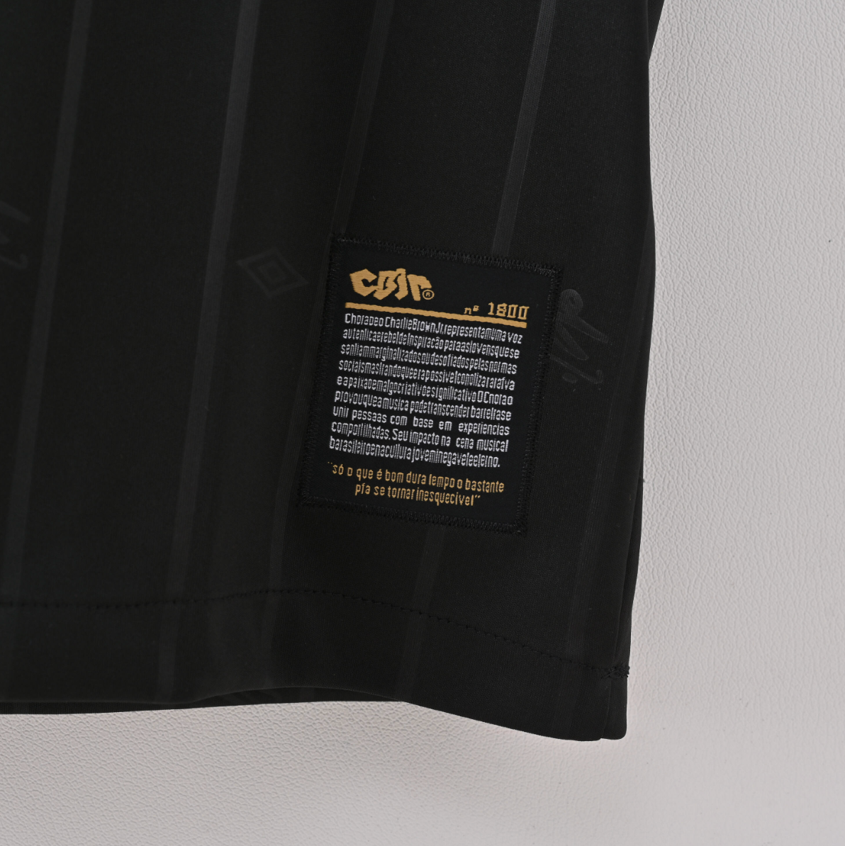 Santos FC x Charlie Brown Jr — Umbro Tribute Jersey in Black & Gold Rebellion