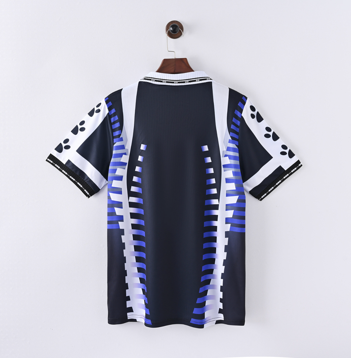 Santos FC x Charlie Brown Jr — Umbro Tribute Jersey in Black & Gold Rebellion