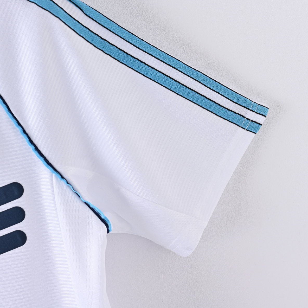 IFK Göteborg 2002/03 Away Jersey — Nordic Precision in White & Sky Blue