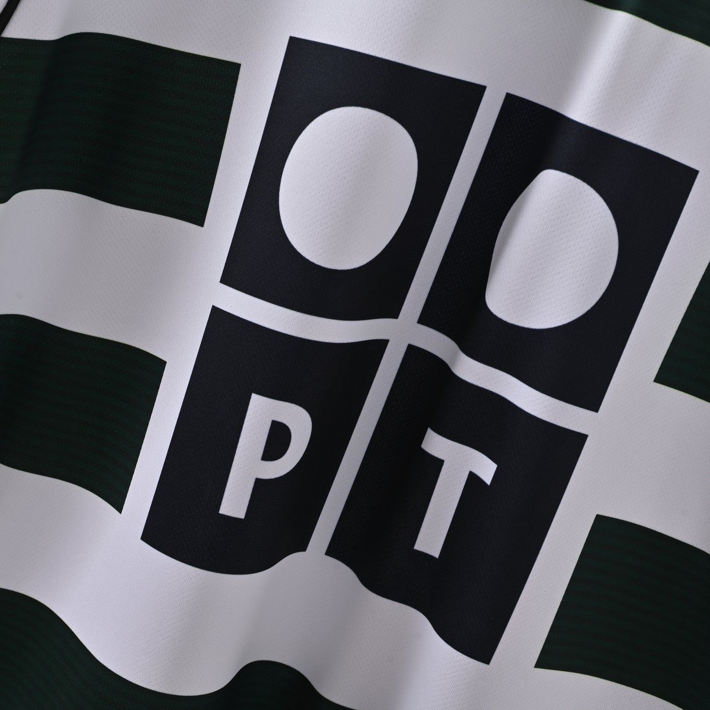 Sporting CP Green and White Striped Jersey – Reebok x PT Sponsor 2004/05 Home Kit