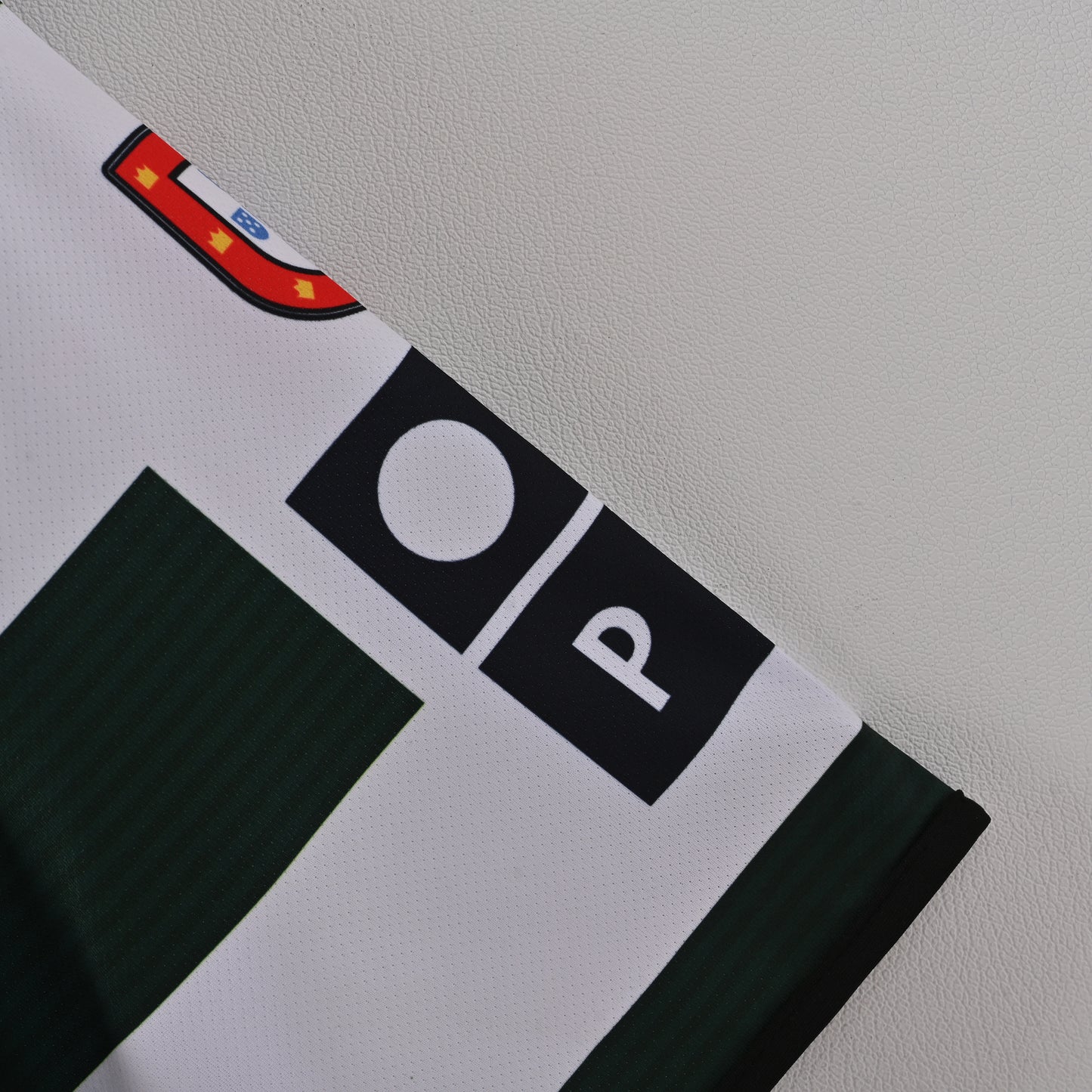 Sporting CP Green and White Striped Jersey – Reebok x PT Sponsor 2004/05 Home Kit